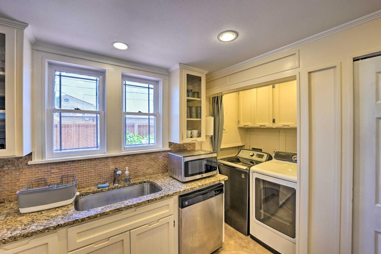 Corpus Christi Home With Pool And Hot Tub Walk To Bay Εξωτερικό φωτογραφία