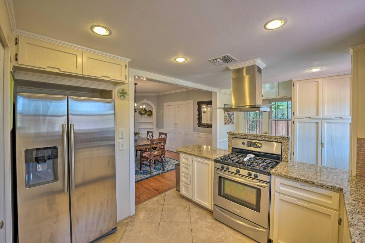 Corpus Christi Home With Pool And Hot Tub Walk To Bay Εξωτερικό φωτογραφία